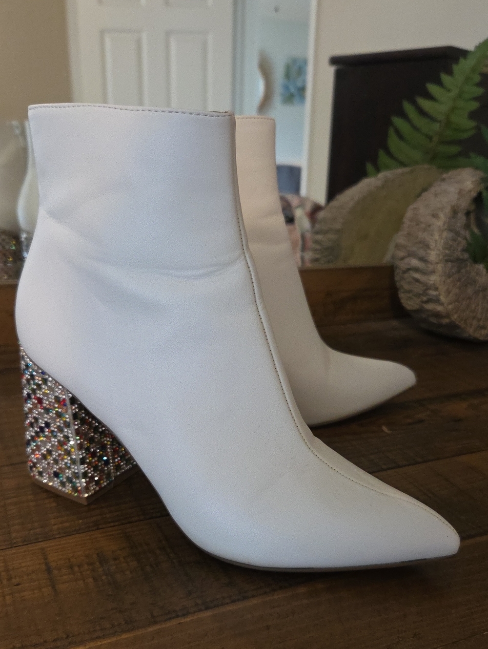 Betsey Johnson White boots W/ Rainbow Heel